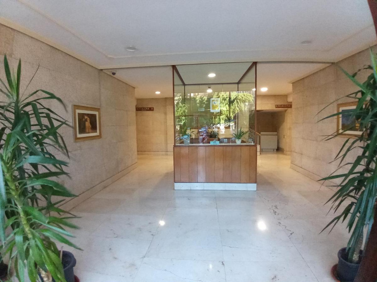 Piso Reconquista Apartment โอเบียโด ภายนอก รูปภาพ